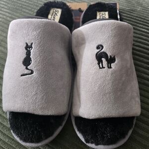 Chic Black and Gray Cat Slippers